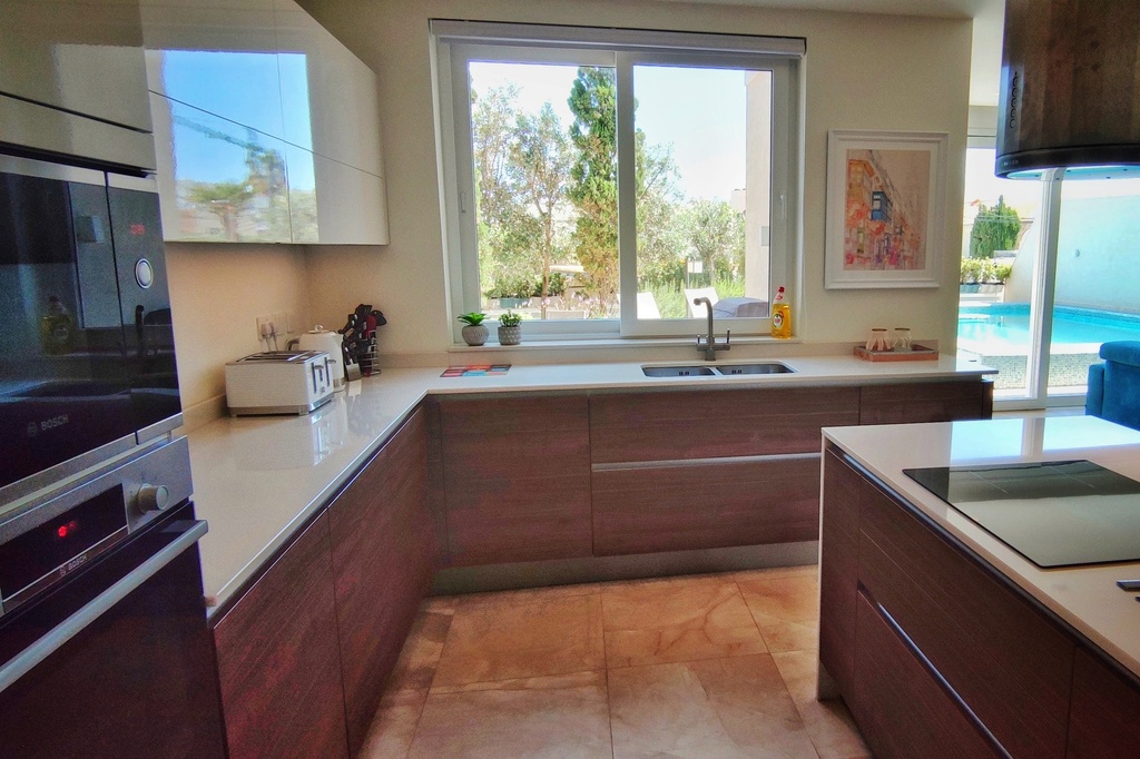 Ibragg, Furnished Semi-detached Villa's Image 4
