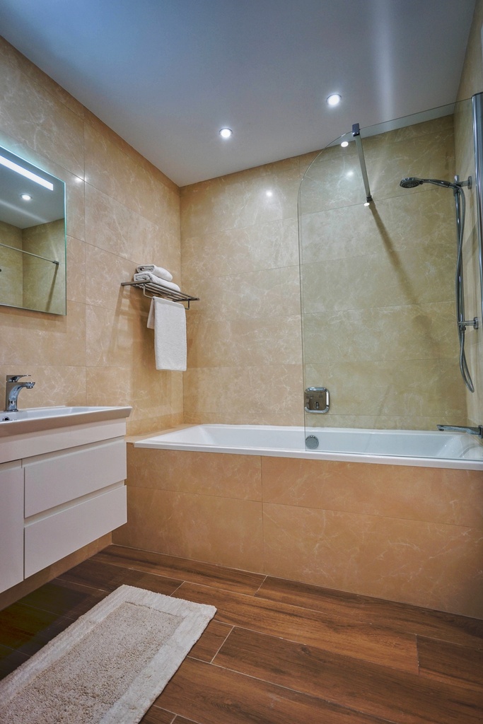 Ibragg, Furnished Semi-detached Villa's Image 16