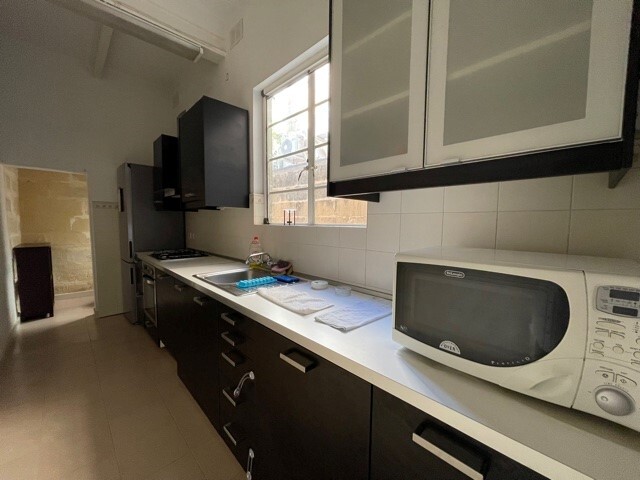 Ta' Xbiex, Furnished Semi-detached Villa's Image 3