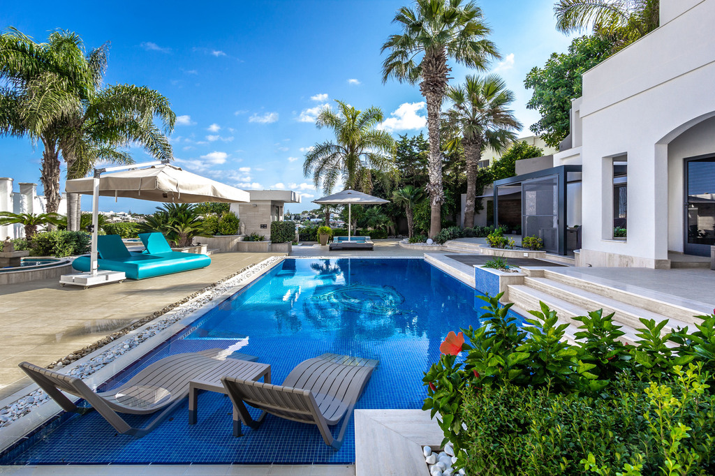 Santa Maria Estate Furnished Detached Villa's Image 10
