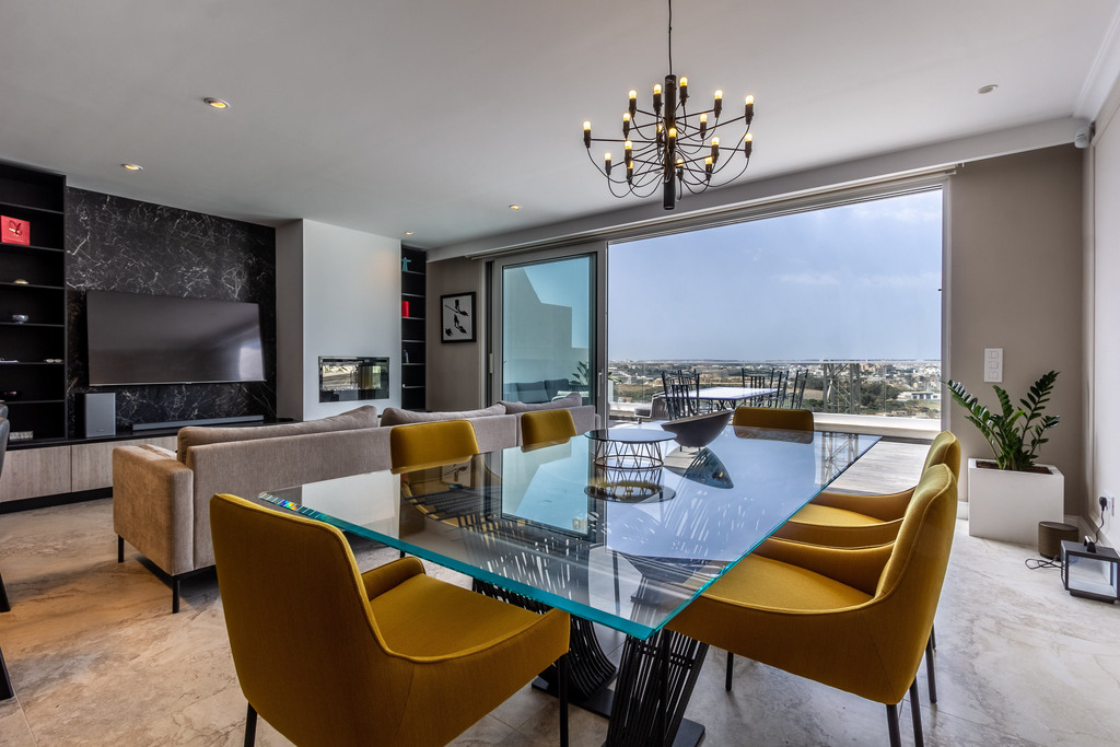 Sliema, Furnished Penthouse's Image 8
