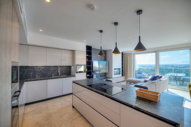 Sliema, Furnished Penthouse's Image 12