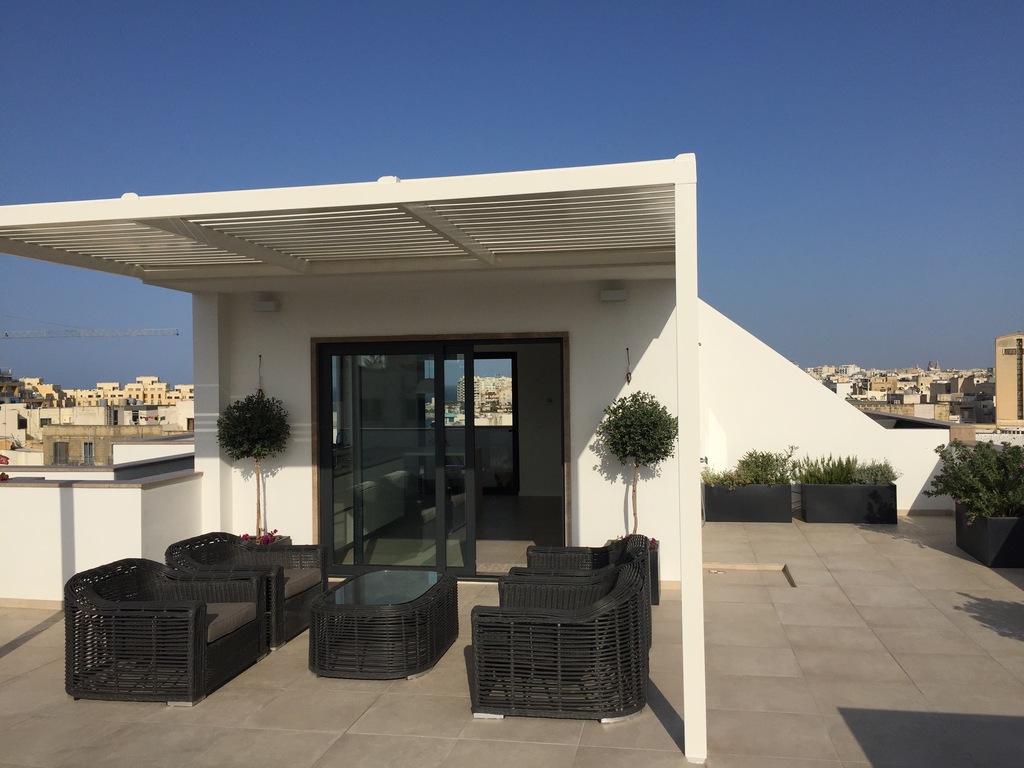 P_005646_St.Julians-penthouse-to