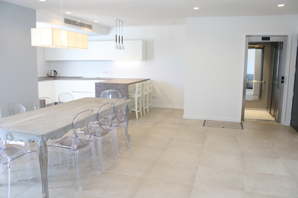 St Julians, Furnished Duplex Penthouse's Image 7