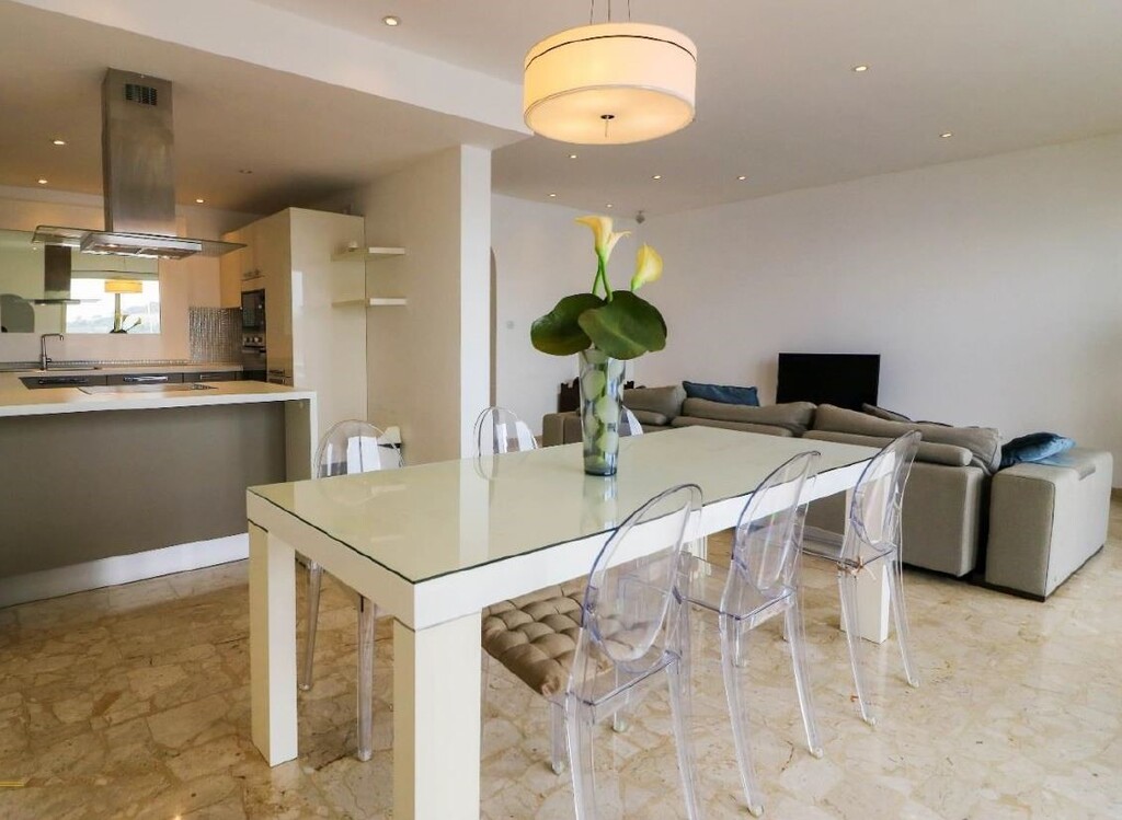 P_005649_Sliema-apartment-to-let