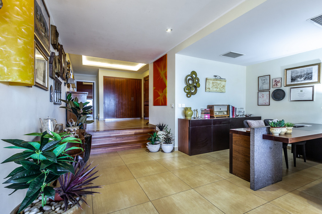 Portomaso Seafront Apartment's Image 12