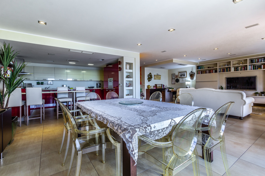 Portomaso Seafront Apartment's Image 9