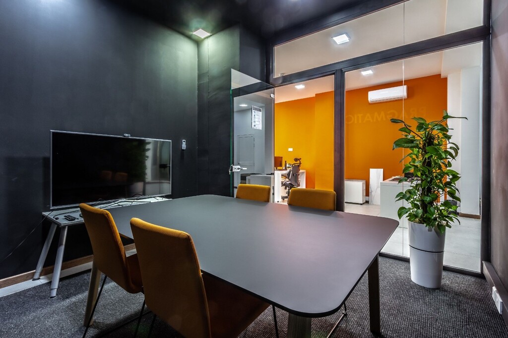 Sliema, Fully Equipped Office's Image 2