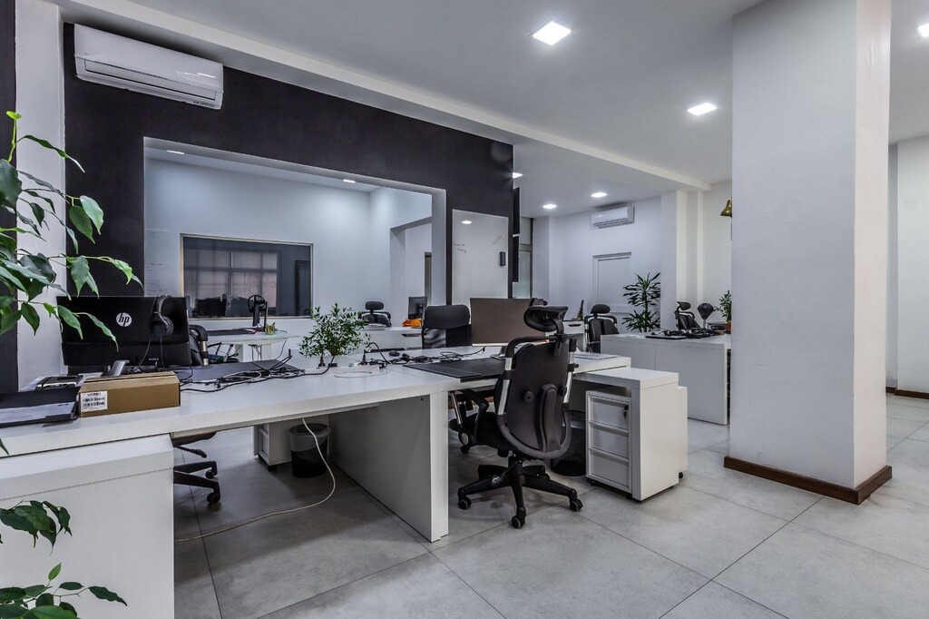 Sliema, Fully Equipped Office's Image 17
