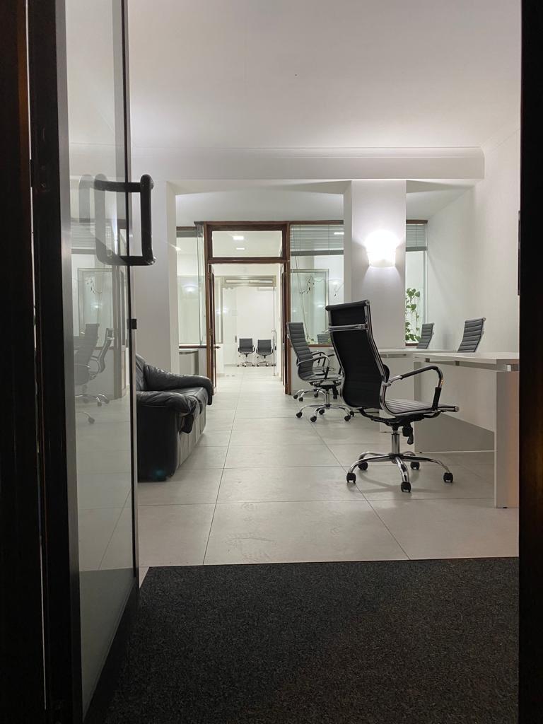Sliema, Fully Equipped Office's Image 15