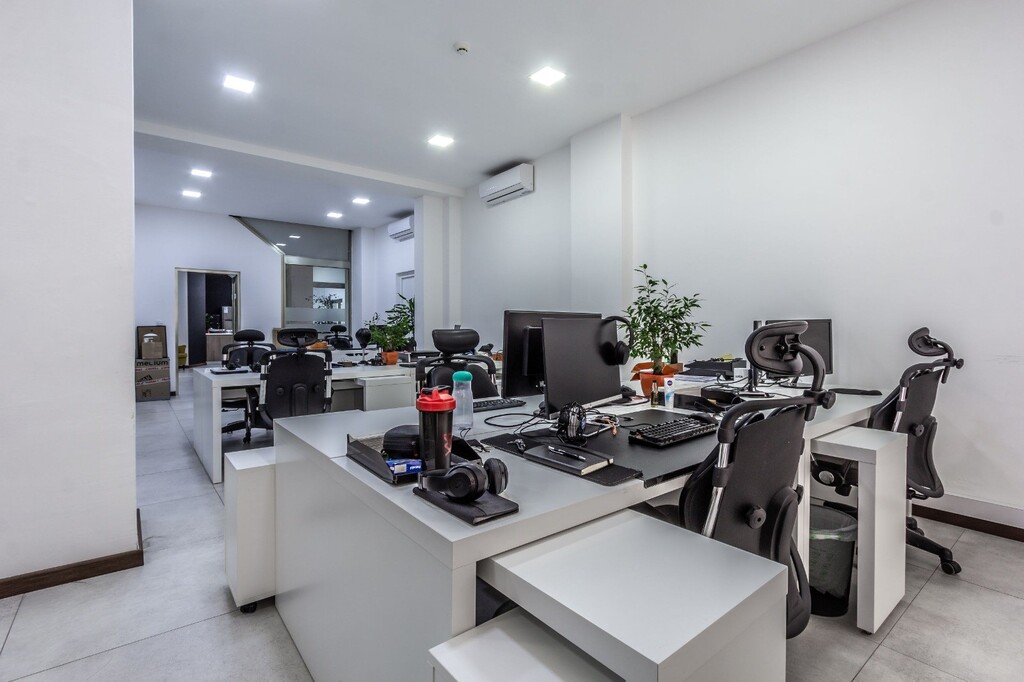 Sliema, Fully Equipped Office's Image 8