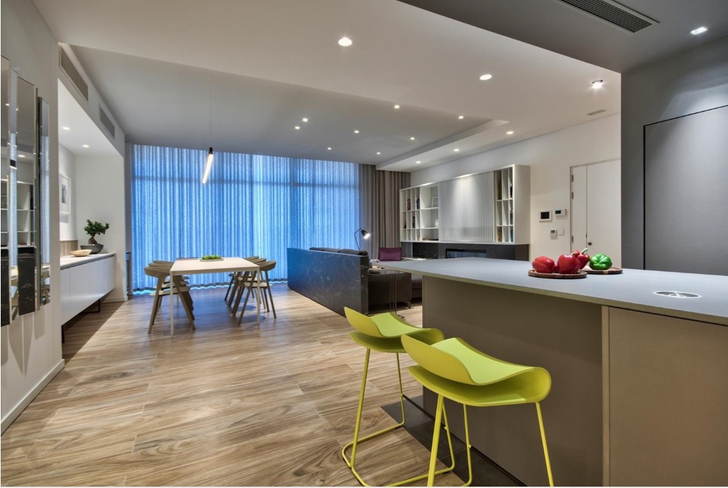 Pendergardens Luxury Furnished Apartment's Image 4