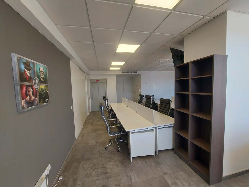 Sliema, Fully Equipped Office's Image 2