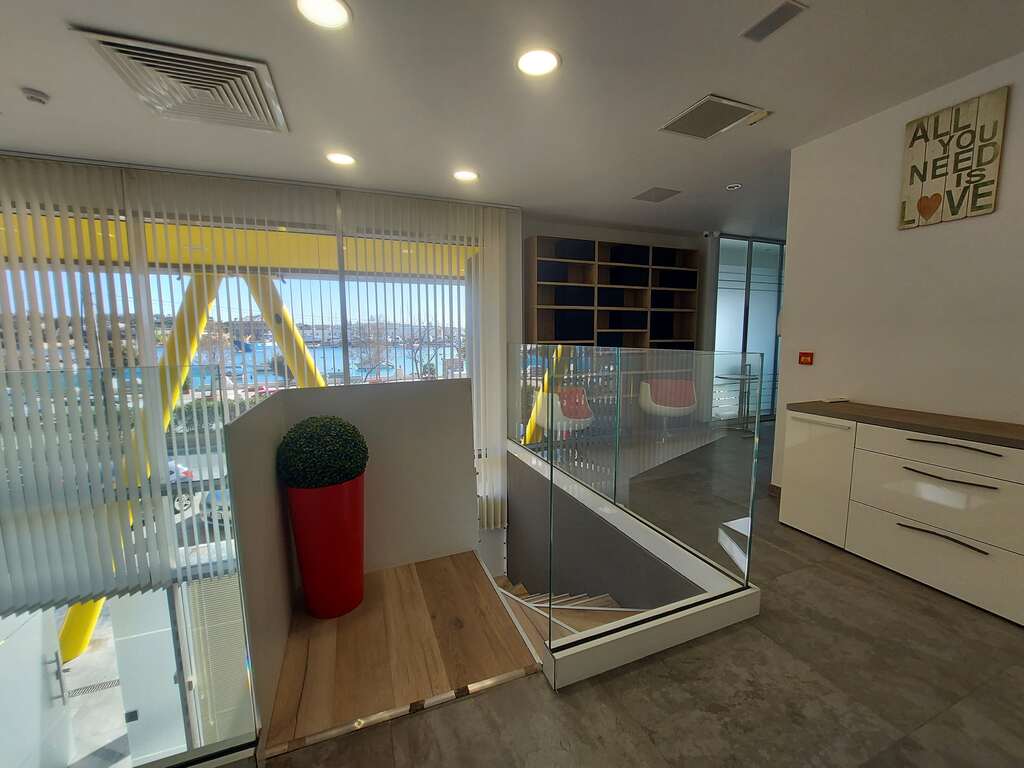 Sliema, Fully Equipped Office's Image 3