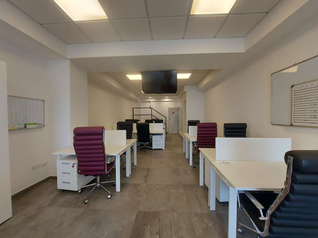 Sliema, Fully Equipped Office's Image 5