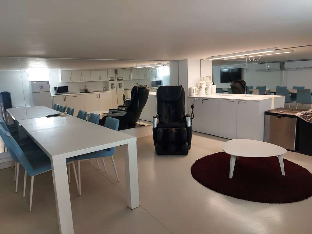 Sliema, Fully Equipped Office's Image 6