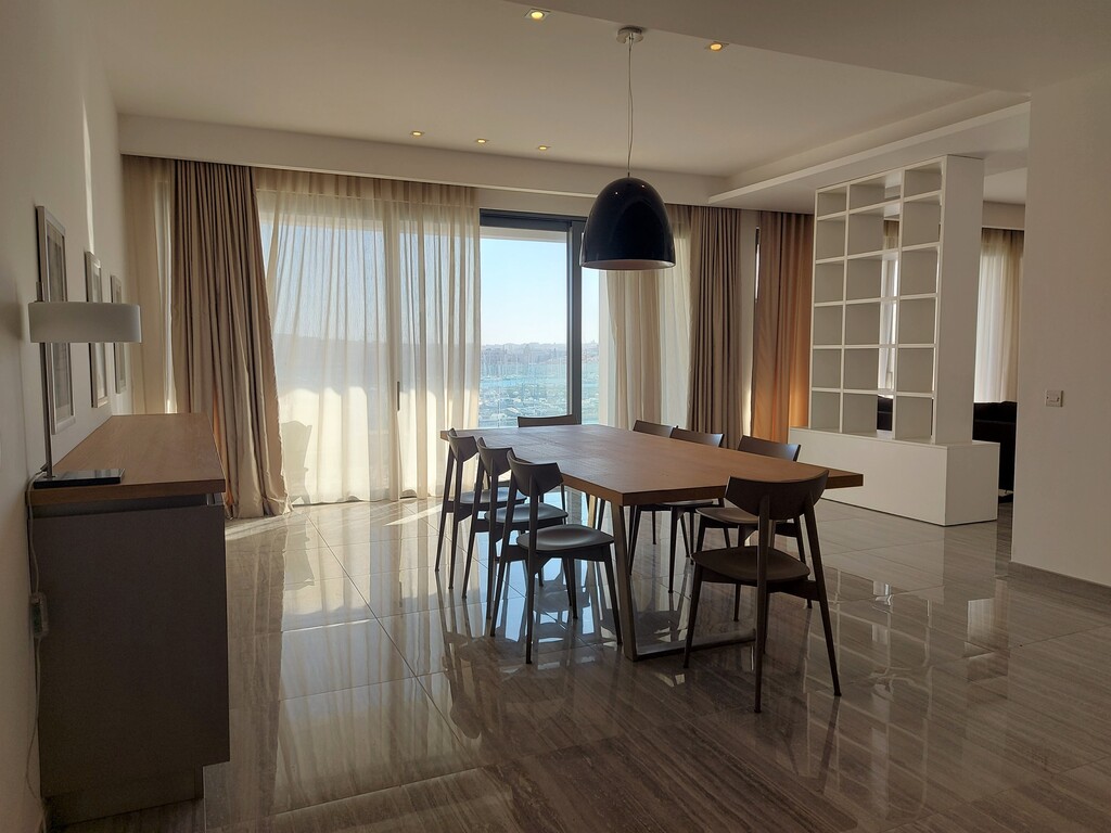 Sliema, Furnished Apartment's Image 6