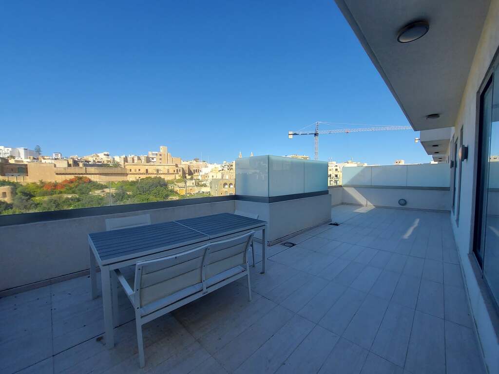 Sliema, Furnished Apartment's Image 10