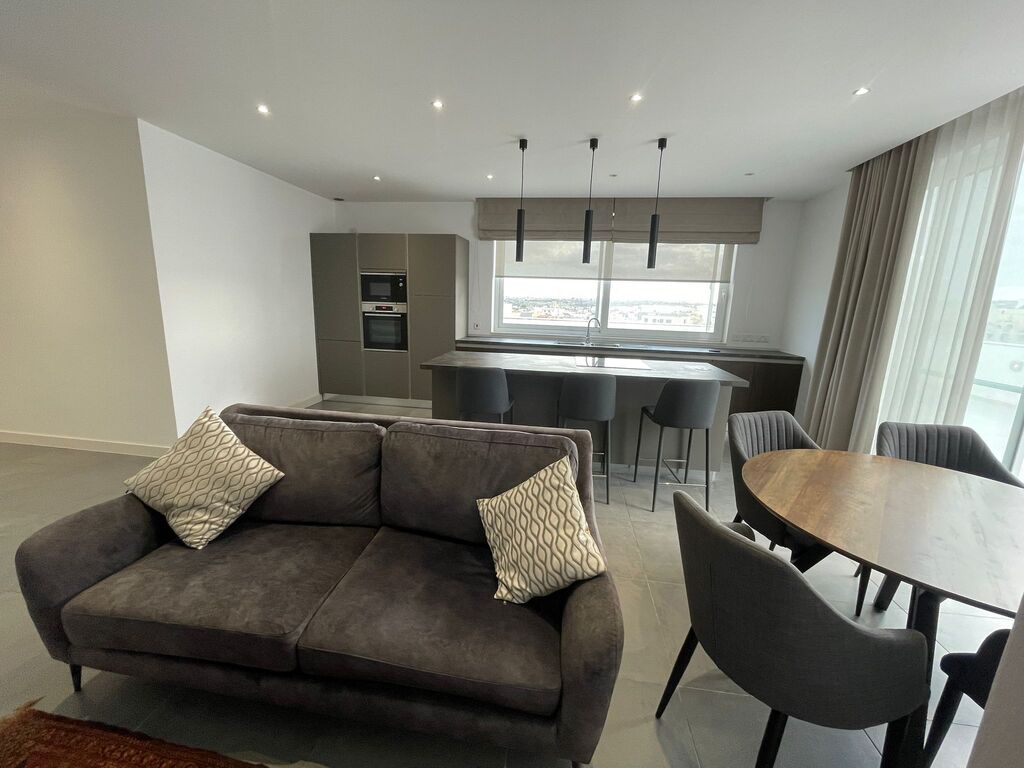 Lija_penthouse_to_let-7