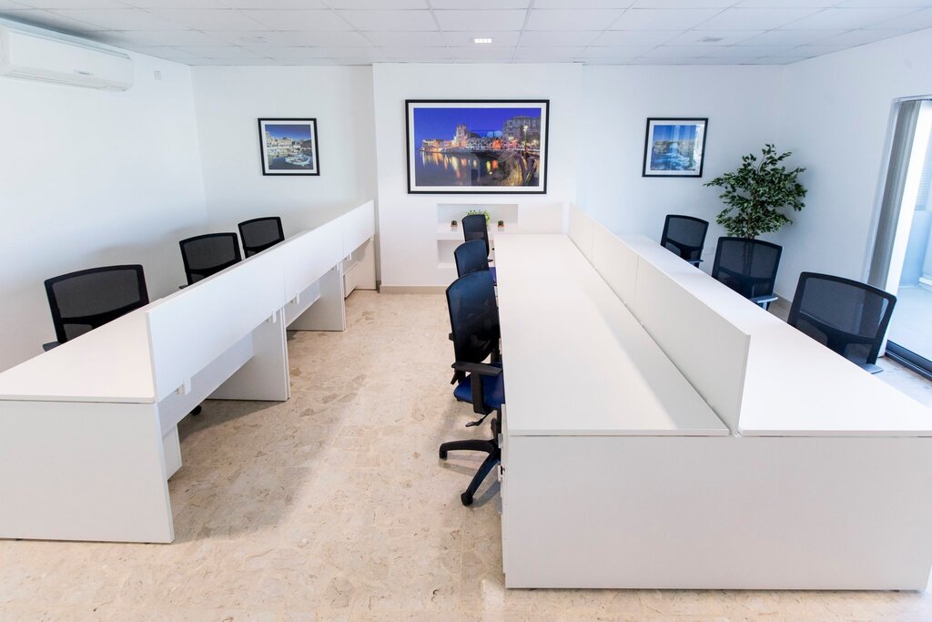 Pieta, Fully Equipped Office's Image 3