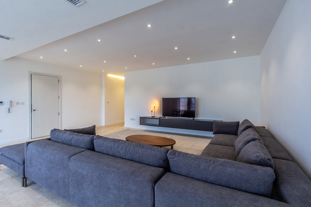 Swieqi, Luxury Furnished Apartment's Image 5