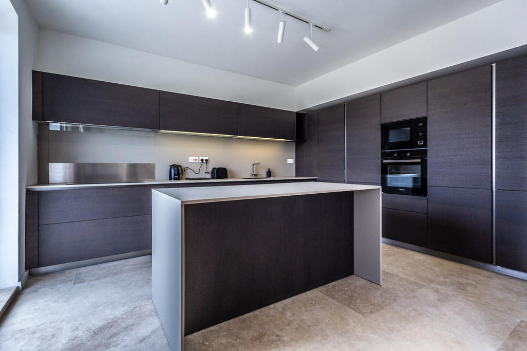 Swieqi, Luxury Furnished Apartment's Image 4