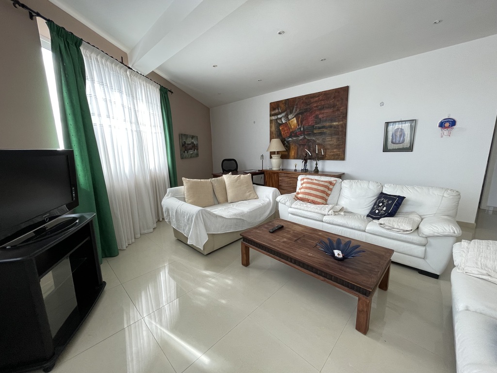 P_005792_St.Julians-apartment-to