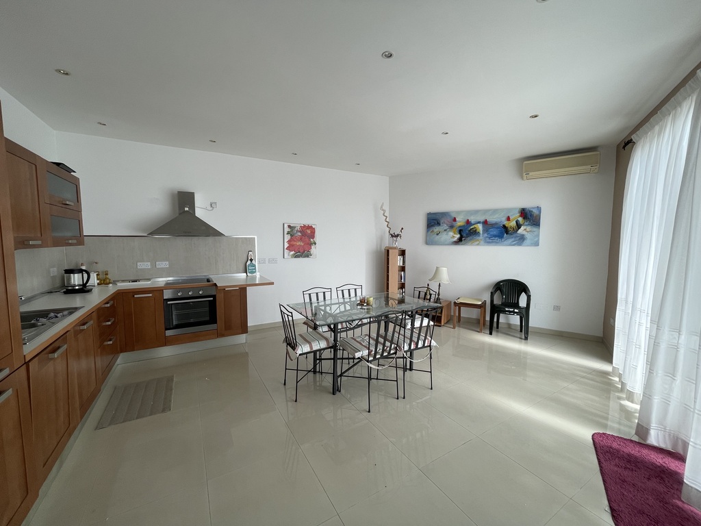 P_005792_St.Julians-apartment-to