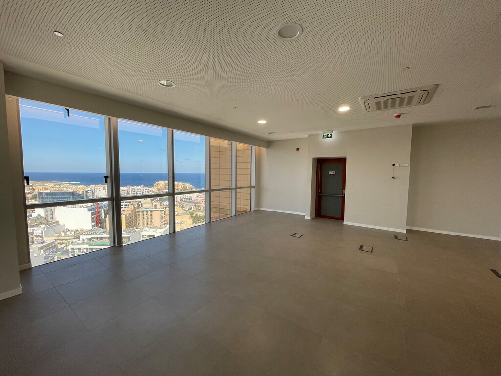 Portomaso, Finished Office's Image 2