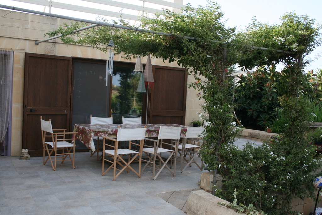 P_005818_Mgarr-bungalow-to-let-1