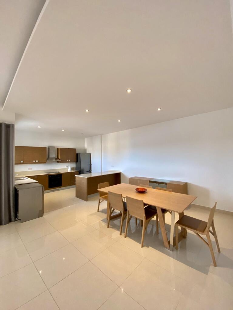 P_005838_Sliema-apartment-to-let