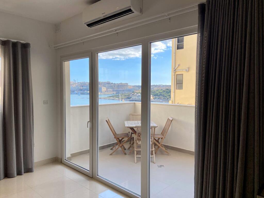 P_005838_Sliema-apartment-to-let
