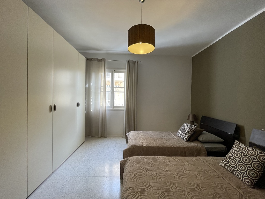 Sliema, Furnished Apartment's Image 5