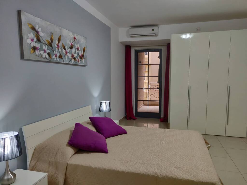 Sliema, Furnished Apartment's Image 3