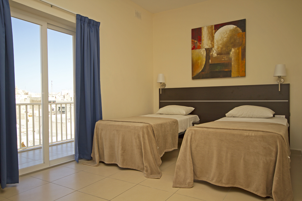 P_005857_Gzira-apartment-to-let-
