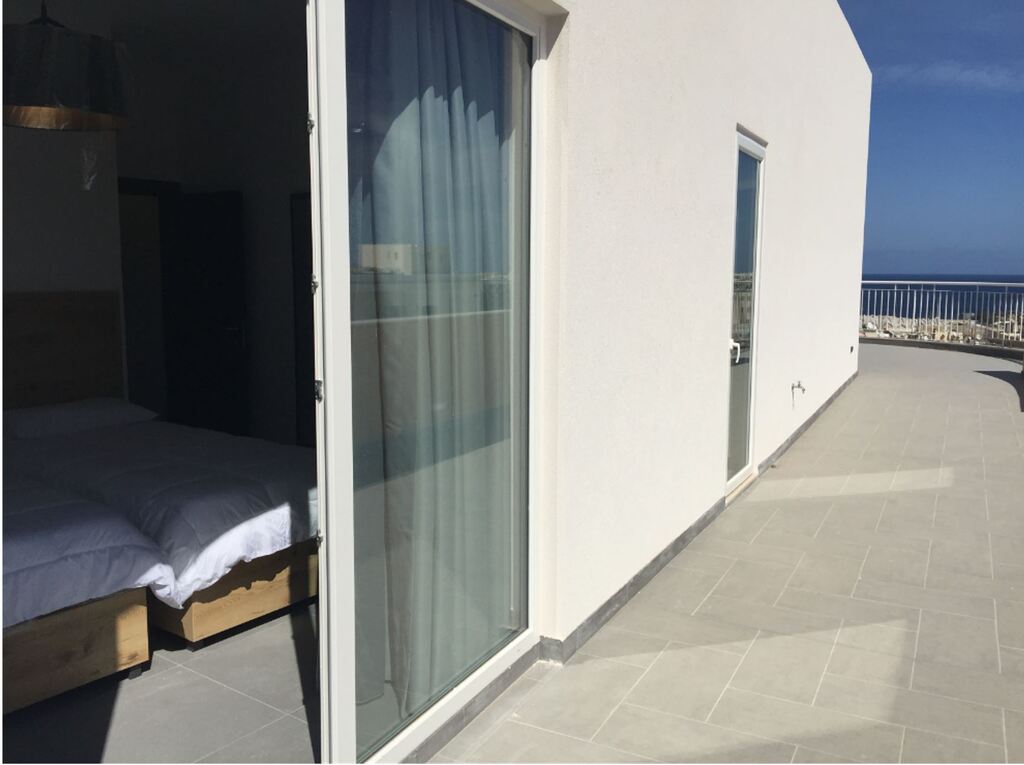 Sliema, Furnished Penthouse's Image 5