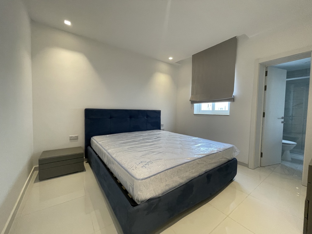 P_005911_Sliema-apartment-to-let