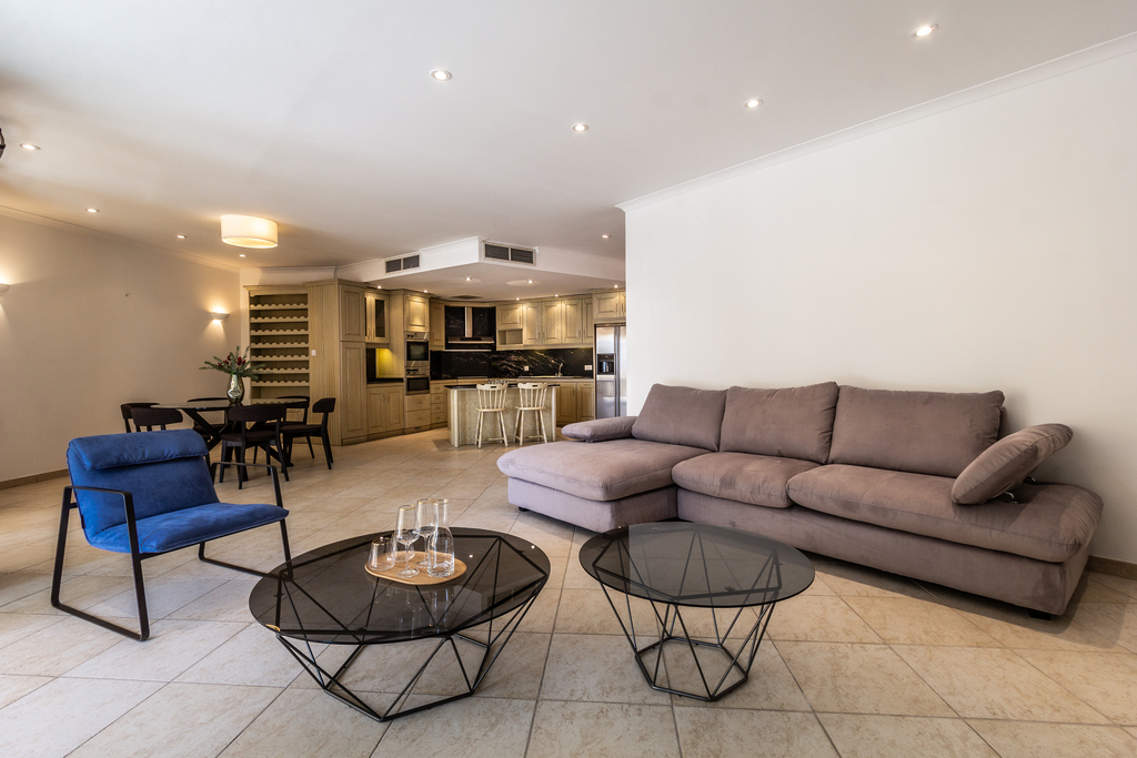 Portomaso, Furnished Apartment's Image 3