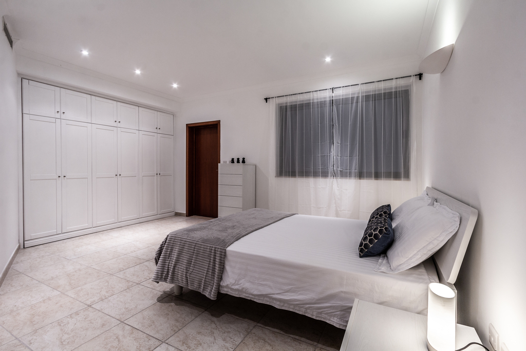 Portomaso, Furnished Apartment's Image 11