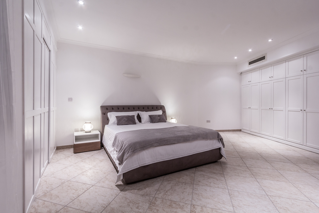 Portomaso, Furnished Apartment's Image 9