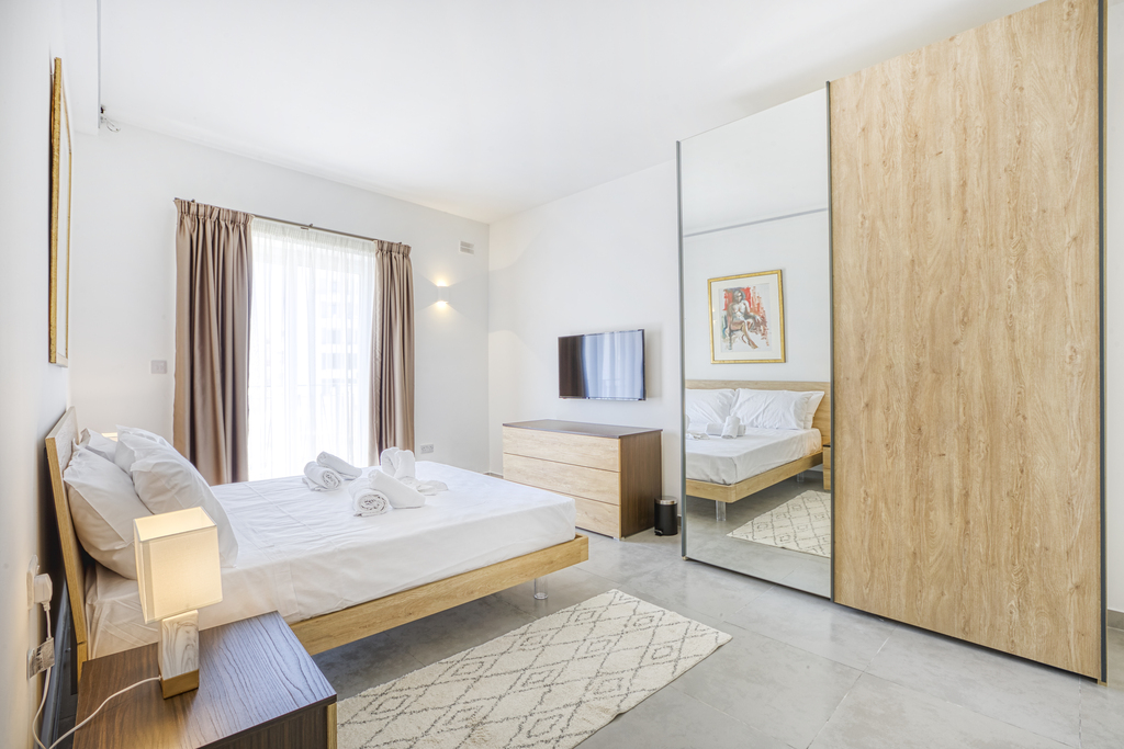 St Julians, Furnished Apartment's Image 11
