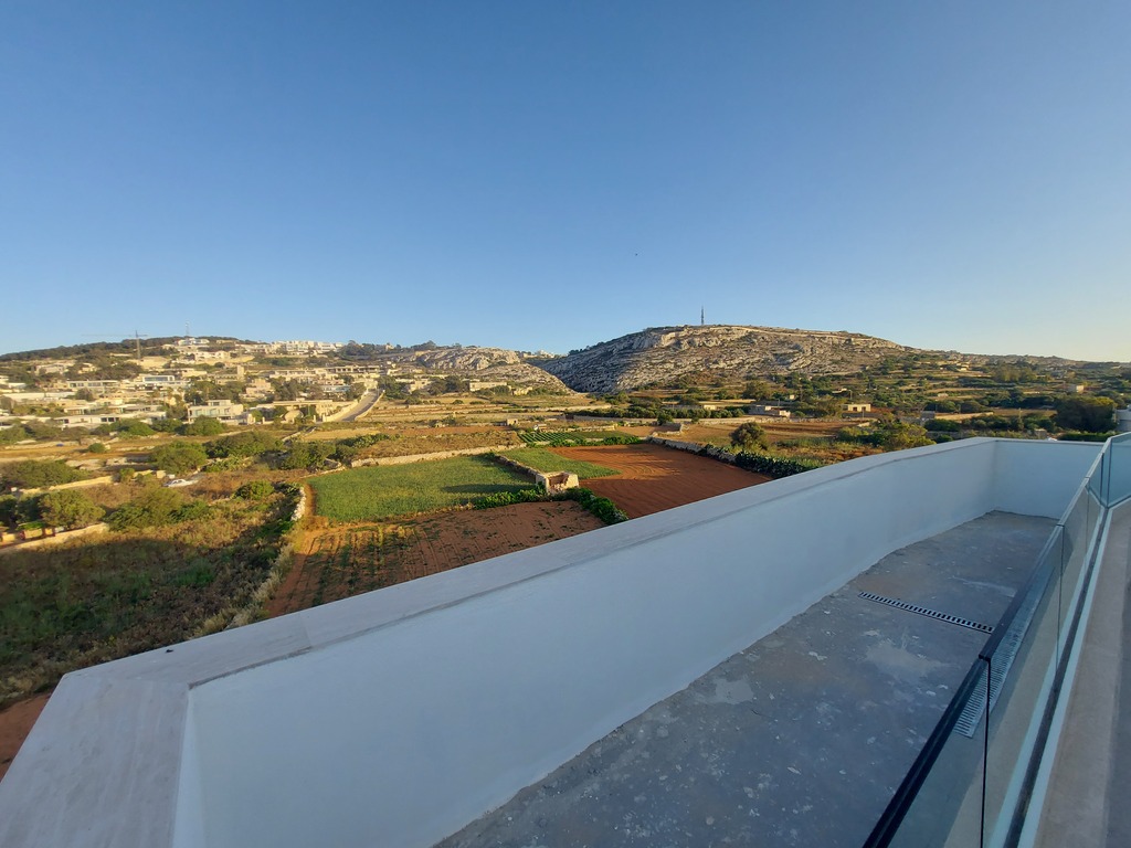 P_005965_Bahar-Ic-Caghaq-penthou