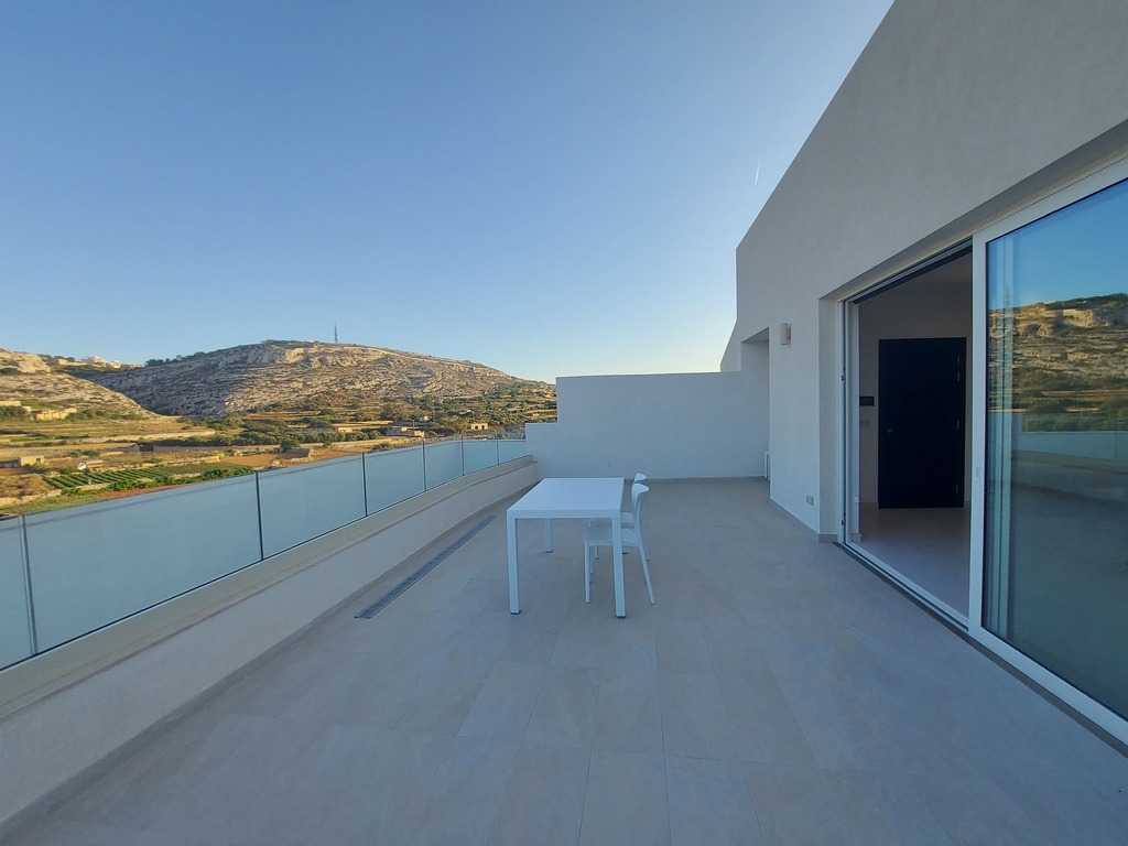 P_005965_Bahar-Ic-Caghaq-penthou