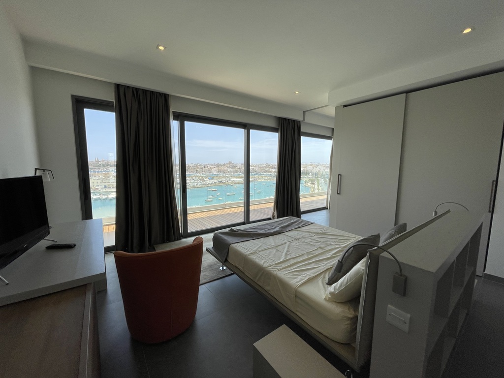 Sliema, Furnished Apartment's Image 3