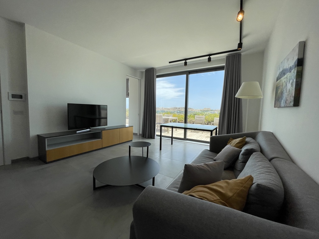P_005973_Sliema-penthouse-to-let