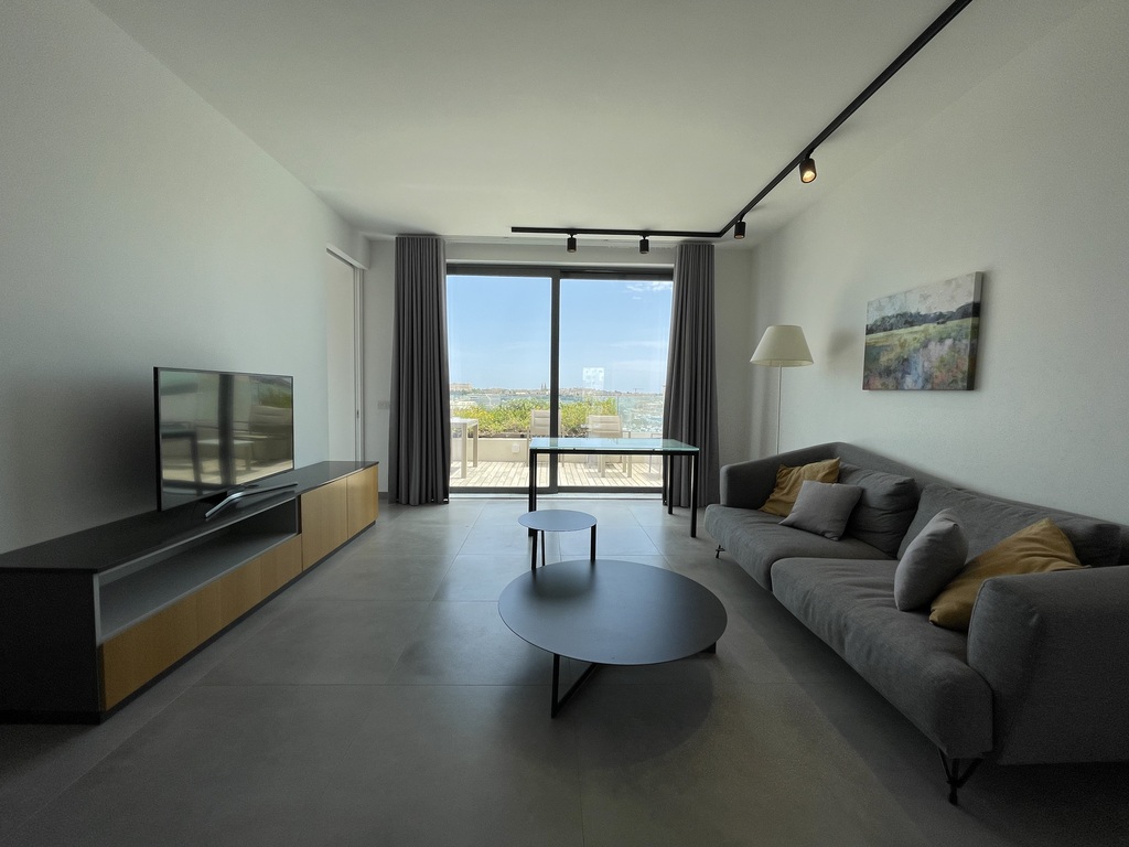 P_005973_Sliema-penthouse-to-let