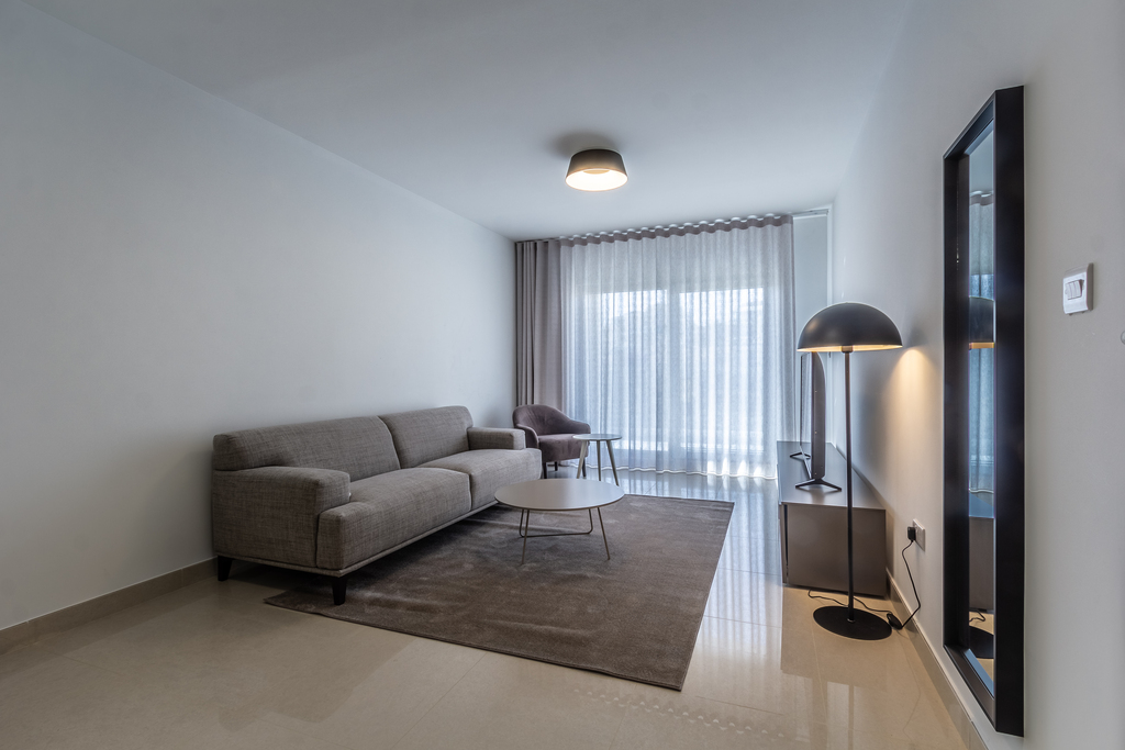P_005979_St.Julians-apartment-to