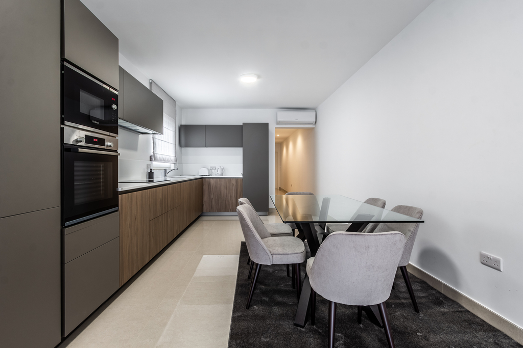 P_005979_St.Julians-apartment-to