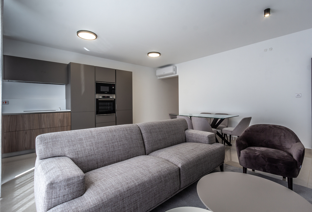 P_005980_st.Julians-apartment-to
