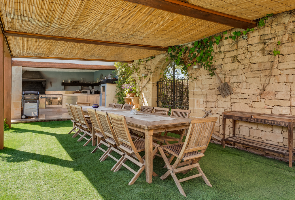 P_005991_Madliena-villa-for-sale